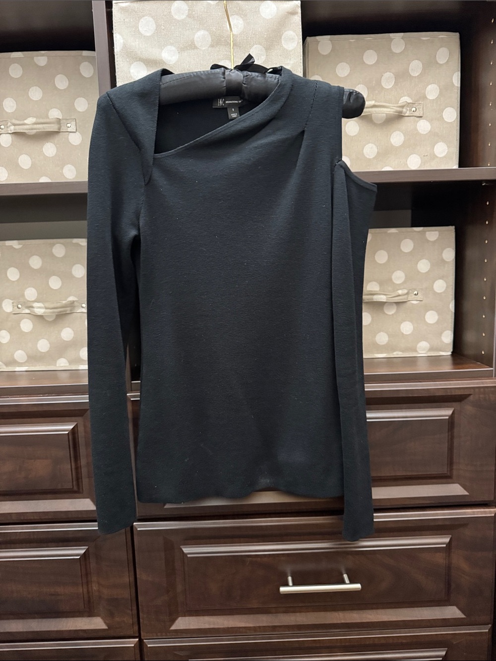 Inc women’s sweater small